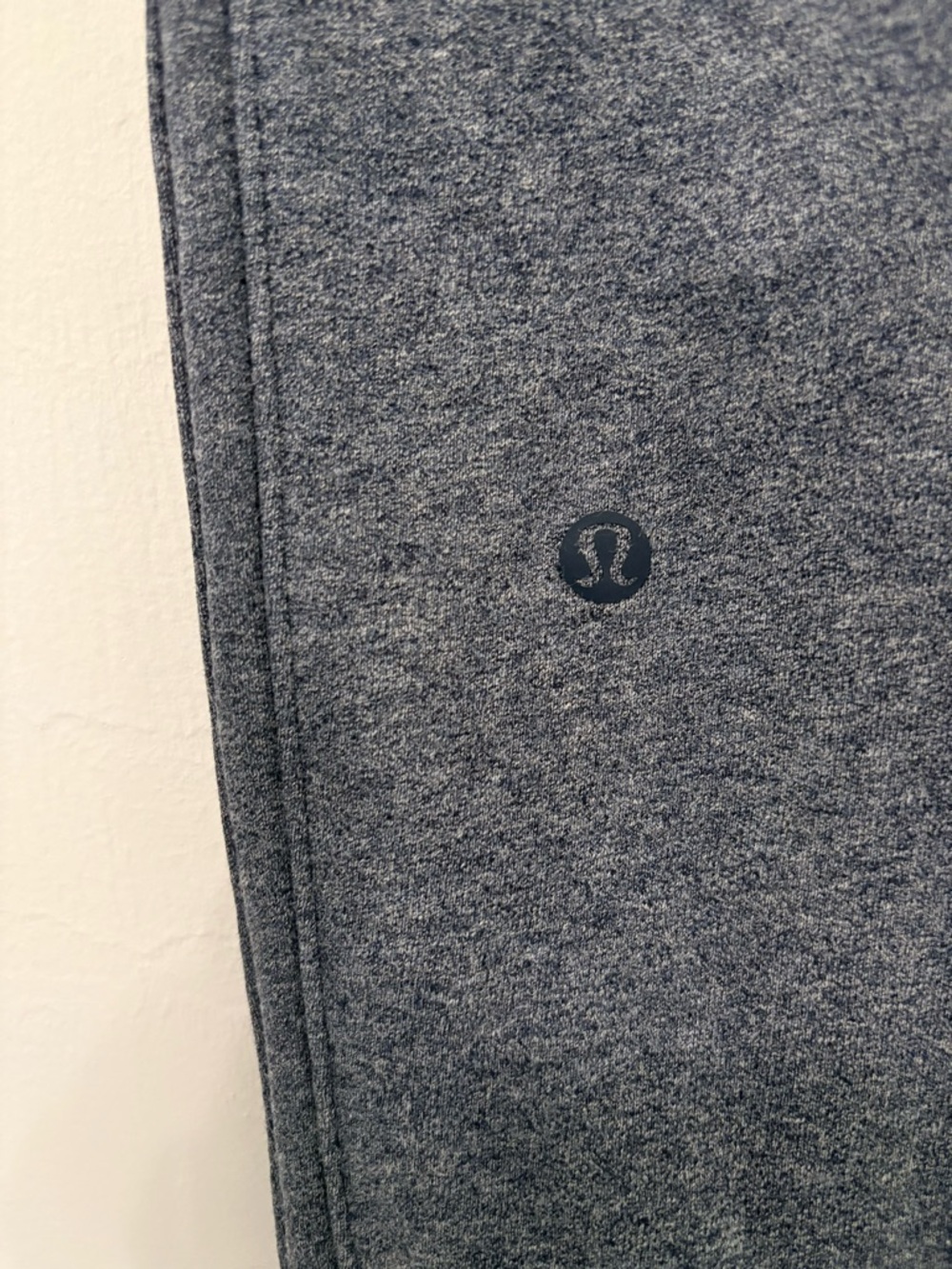 Lululemon Warm Down Jogger II Sz 4 Heathered Speckled True Navy EUC - Picture 6 of 8